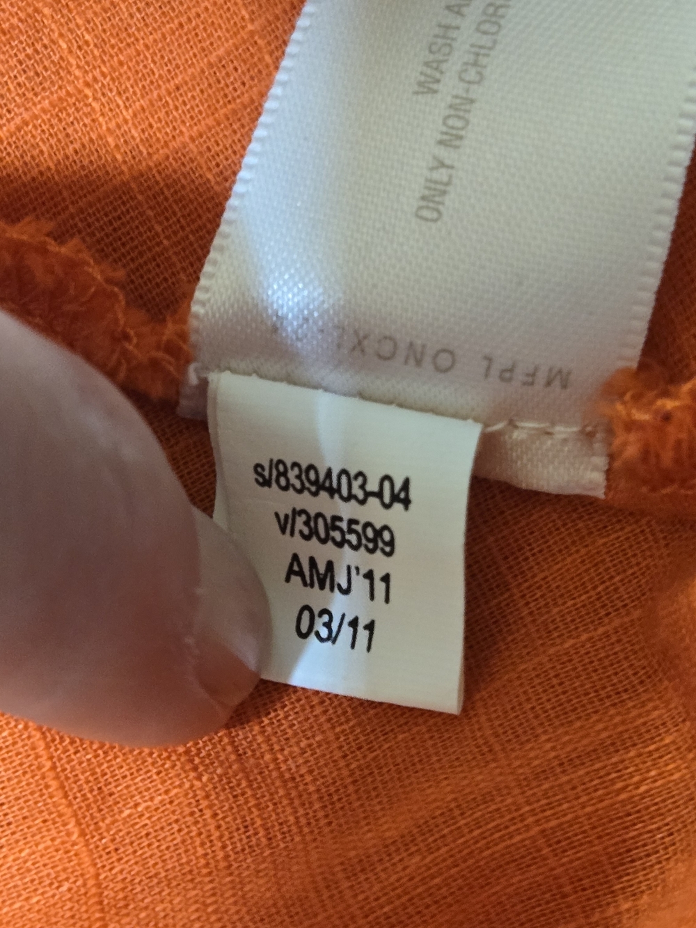 Old Navy Ruffle Scoop Neck Top - Picture 5 of 6